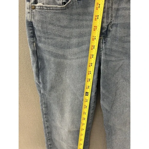 Sonoma Goods For Life Women's 6R Blue Curvy Straight Leg Jeans Medium Wash - Picture 5 of 8